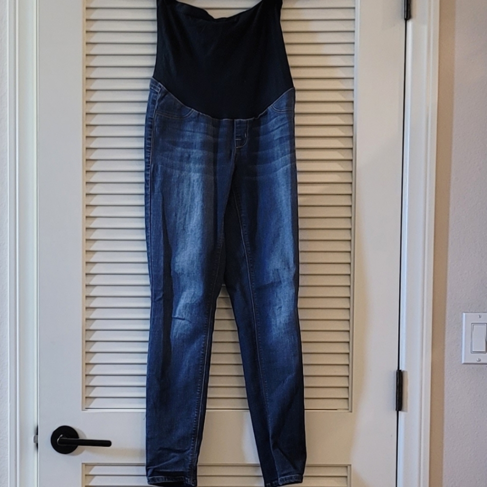 Ava & Alex - Maternity Blue Denim  Jeans With Functional Back Pockets
